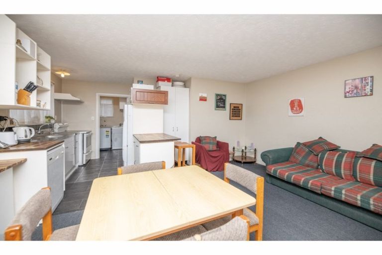 Photo of property in 1/41 Oldwood Street, Bishopdale, Christchurch, 8053