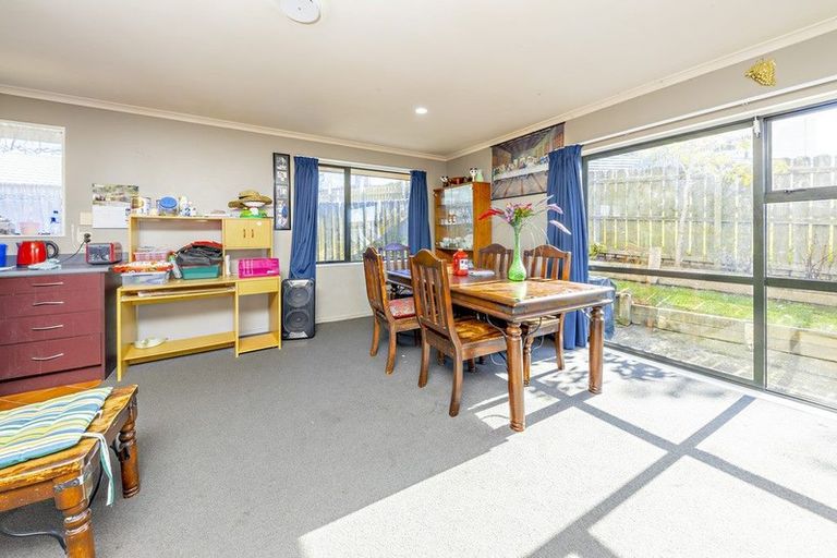 Photo of property in 45 Robert Ross Place, Clendon Park, Auckland, 2103