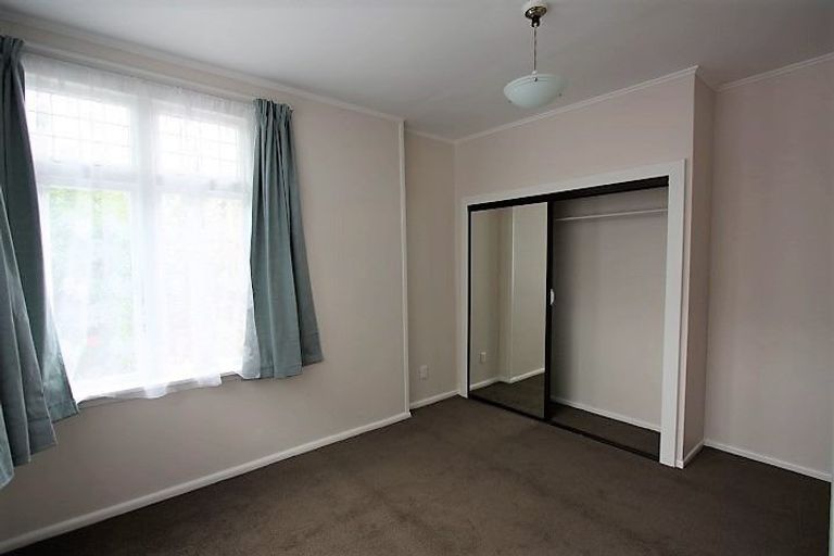Photo of property in 73 Majoribanks Street, Mount Victoria, Wellington, 6011