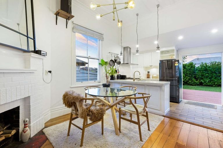 Photo of property in 11 Mostyn Street, Kingsland, Auckland, 1021