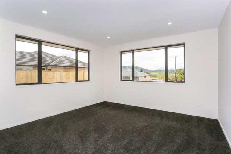 Photo of property in 10 Gibboney Place, Pokeno, 2402