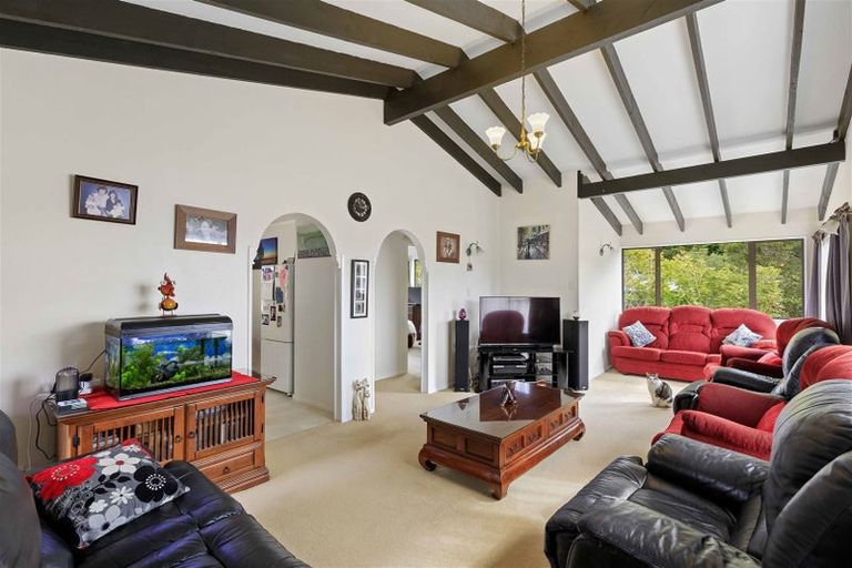 Photo of property in 476 Stokes Valley Road, Stokes Valley, Lower Hutt, 5019