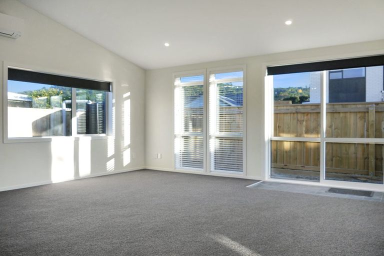Photo of property in 13-15 Gillespie Street, Taita, Lower Hutt, 5011