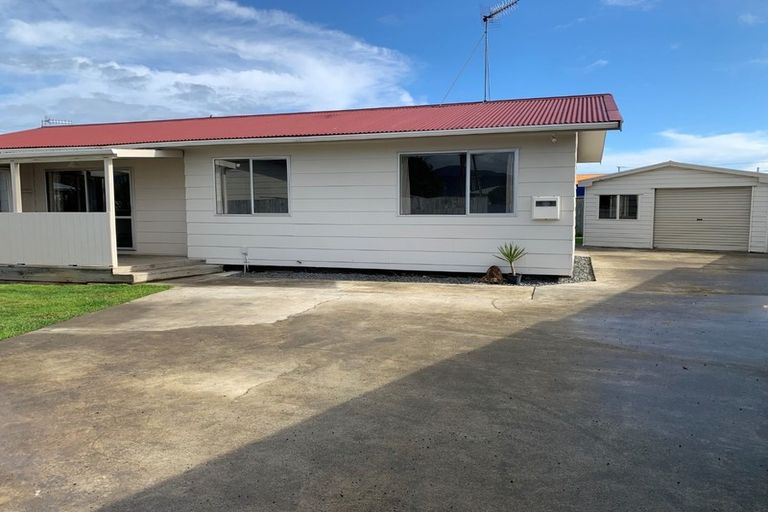 Photo of property in 195a Cambridge Street, Levin, 5510