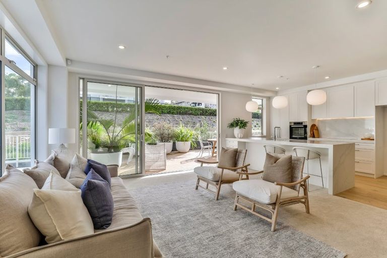 Photo of property in 157 Hibiscus Drive, Orewa, 0931