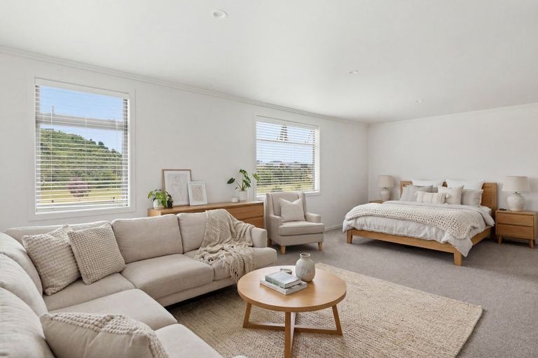 Photo of property in 103 Awataha Crescent, Pyes Pa, Tauranga, 3110