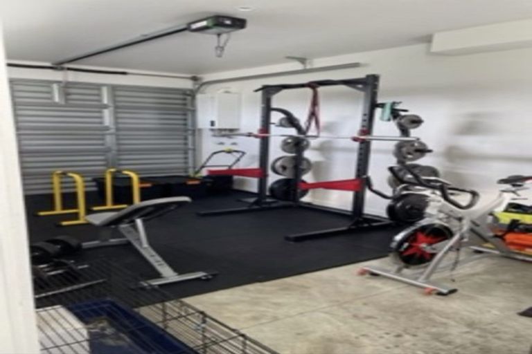 Photo of property in 14 Glide Lane, Whitby, Porirua, 5024