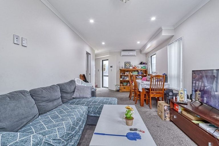 Photo of property in 3/50 Wickman Way, Mangere East, Auckland, 2024