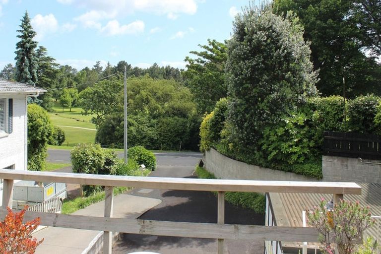 Photo of property in 25 Saint Andrews Terrace, St Andrews, Hamilton, 3200