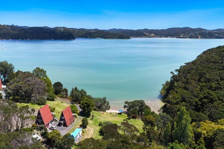 Photo of property in 206 Aucks Road, Okiato, Russell, 0272