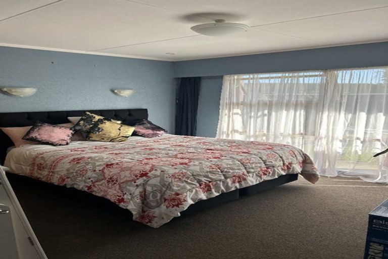 Photo of property in 11 Te Kama Street, Levin, 5510