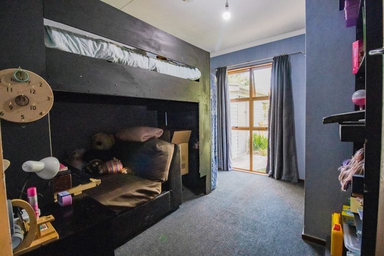Photo of property in 70 Maxwells Line, Awapuni, Palmerston North, 4412