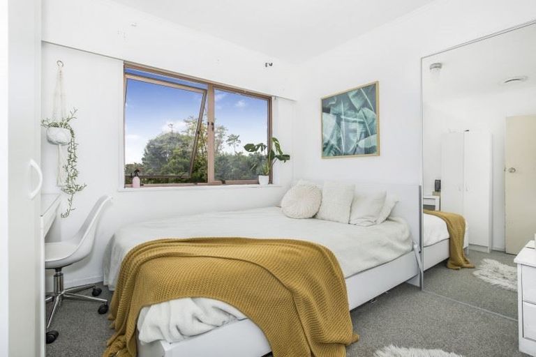 Photo of property in 19 Domain Road, Weymouth, Auckland, 2103