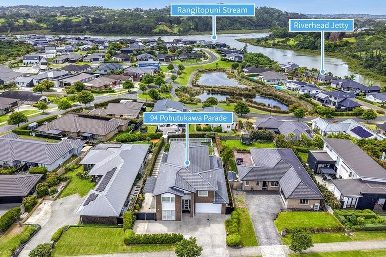 Photo of property in 94 Pohutukawa Parade, Riverhead, 0820
