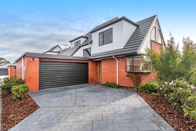 Photo of property in 1/4 Parkwood Place, Parklands, Christchurch, 8083