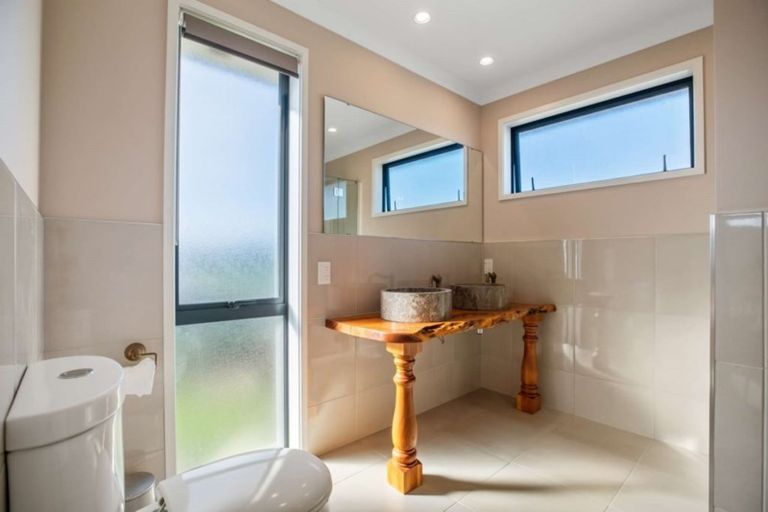 Photo of property in 83 Liberty Crescent, Beachlands, Auckland, 2018