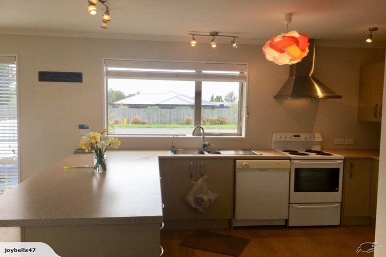 Photo of property in 5 Wineberry Avenue, Amberley, 7410