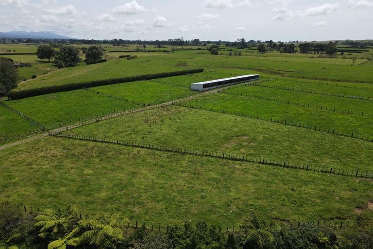 Photo of property in 124 Kahouri Road, Midhirst, Stratford, 4394