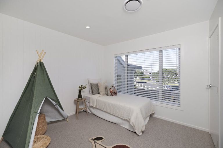 Photo of property in 16 Seychelles Drive, Papamoa Beach, Papamoa, 3118