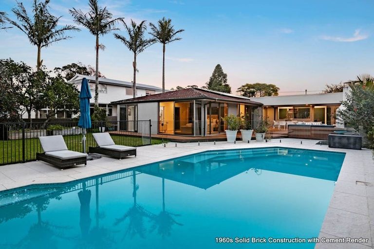 Photo of property in 18b Stratford Avenue, Milford, Auckland, 0620