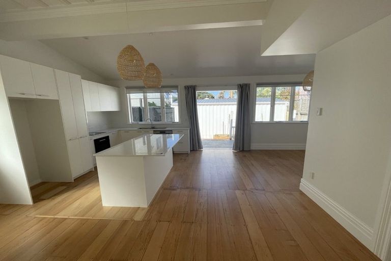 Photo of property in 26 Anne Street, Devonport, Auckland, 0624