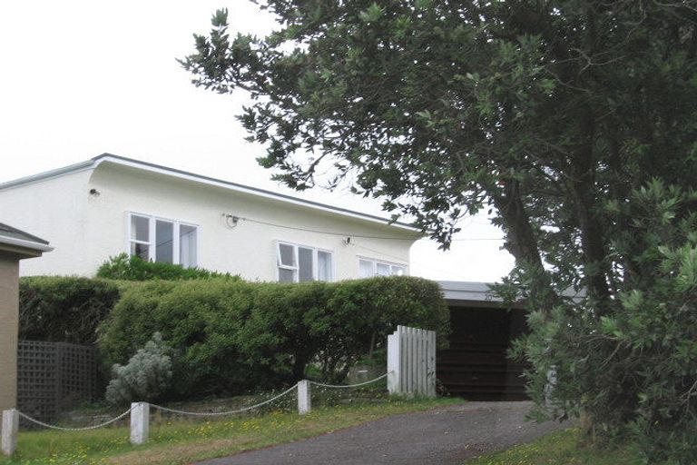 Photo of property in 20 Finnimore Terrace, Vogeltown, Wellington, 6021