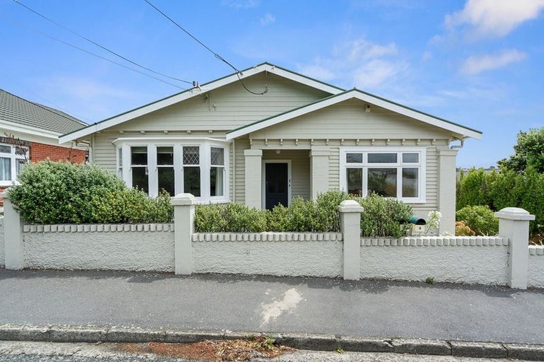 Photo of property in 4 Mills Road, Brooklyn, Wellington, 6021