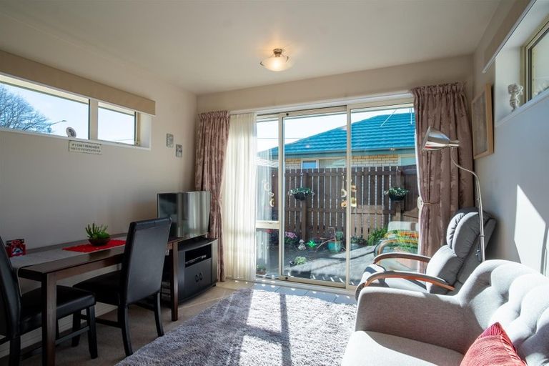 Photo of property in 7/24 Avonhead Road, Avonhead, Christchurch, 8042