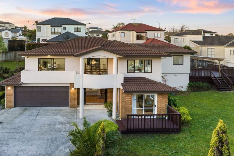 Photo of property in 7 Chieftain Rise, Goodwood Heights, Auckland, 2105