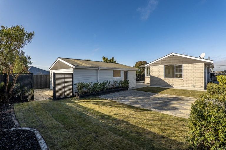 Photo of property in 115 Bassett Street, Burwood, Christchurch, 8083