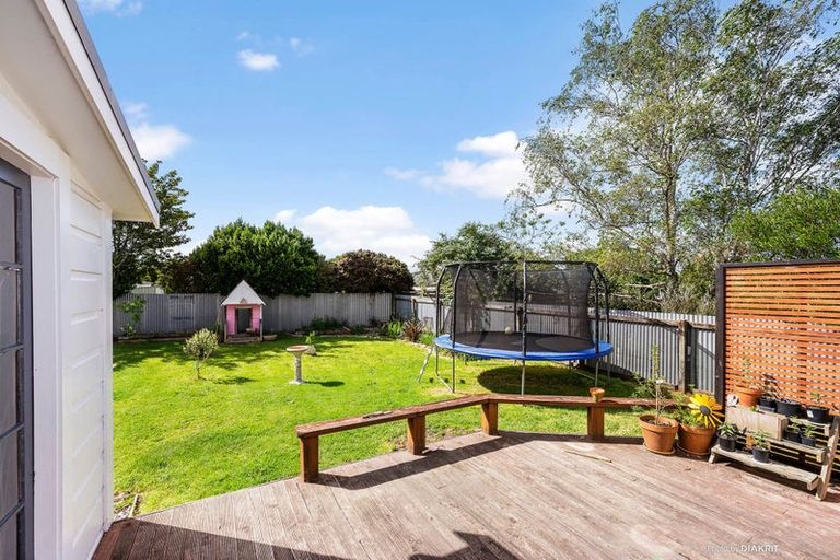 Photo of property in 15 Lincoln Road, Carterton, 5713