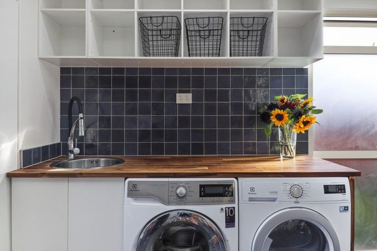 Photo of property in 14 Riverside Place, Katikati, 3129