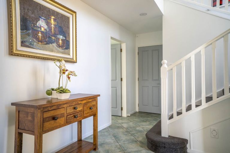 Photo of property in 12 Pendennis Point, Camborne, Porirua, 5026