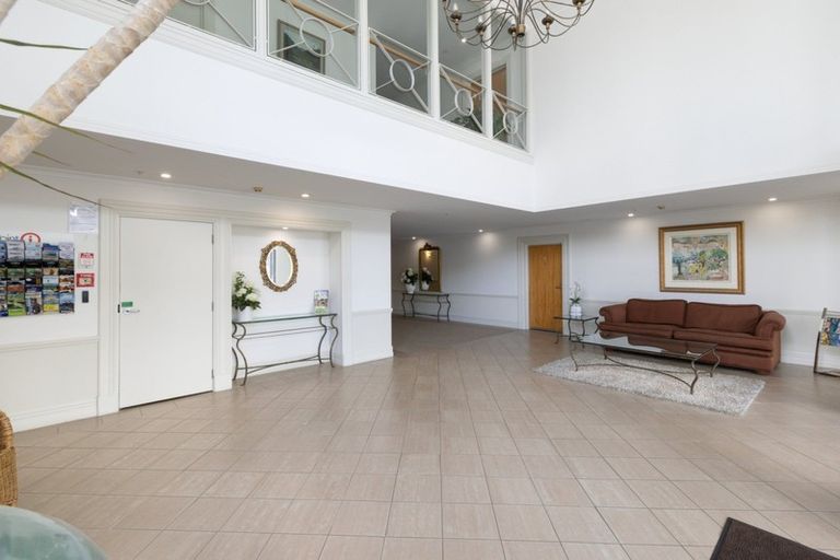 Photo of property in 16/12 Maunganui Road, Mount Maunganui, 3116