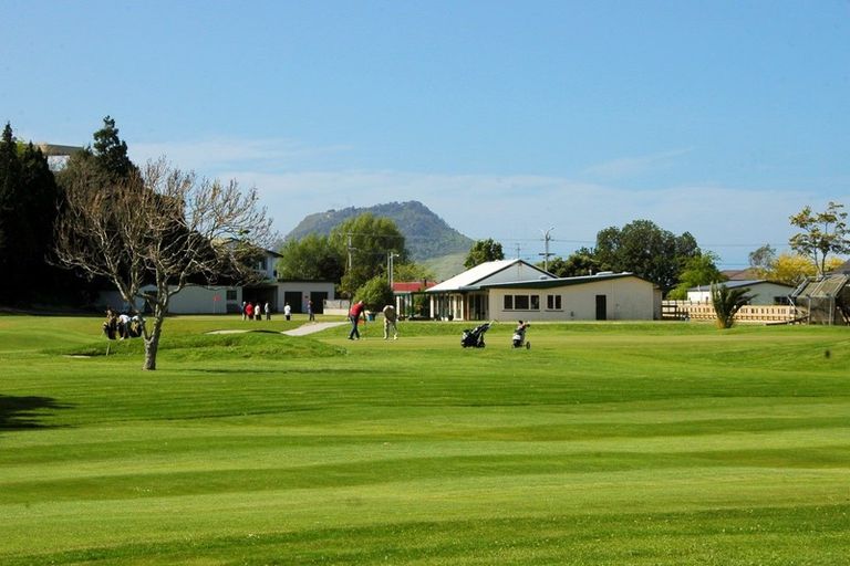 Photo of property in 83c Ngatai Road, Otumoetai, Tauranga, 3110