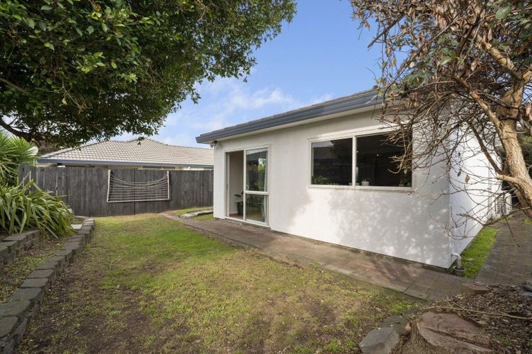Photo of property in 76 Blake Boulevard, Papamoa Beach, Papamoa, 3118