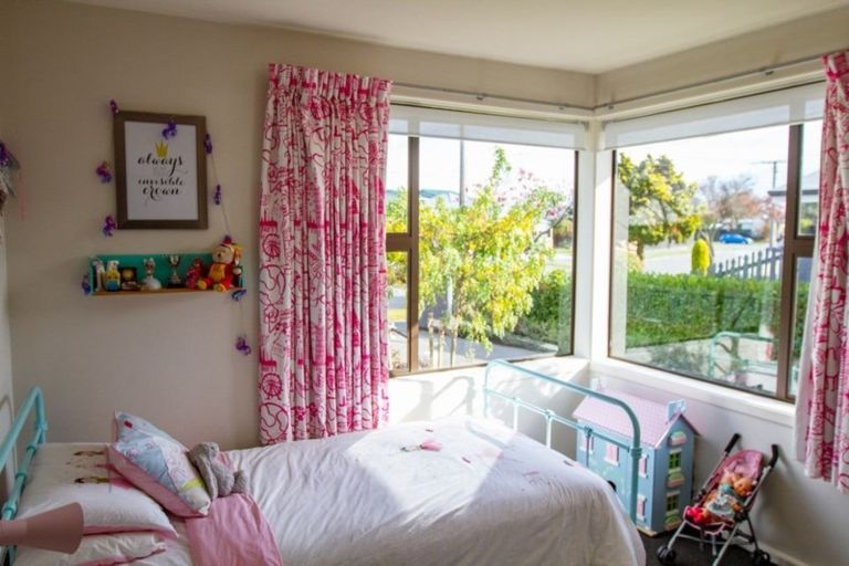 Photo of property in 32 Cardome Street, Bishopdale, Christchurch, 8053