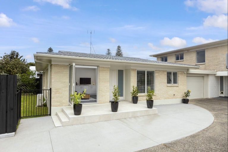 Photo of property in 1/486 Hibiscus Coast Highway, Orewa, 0931