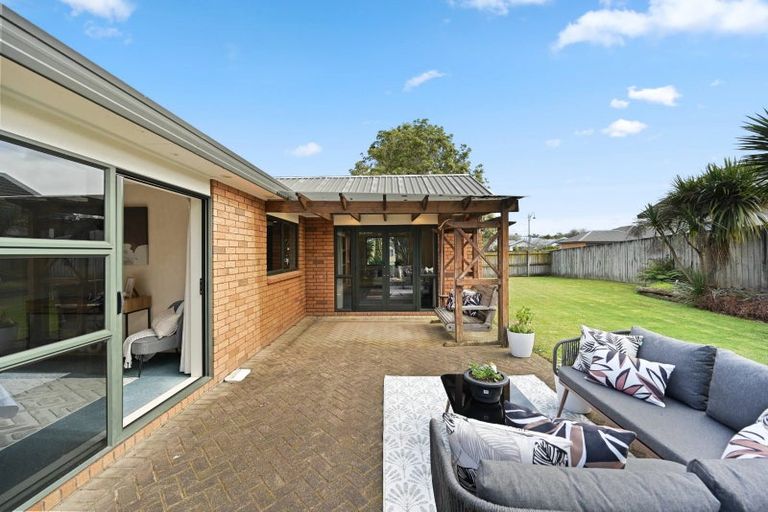 Photo of property in 1 Diomede Glade, Flagstaff, Hamilton, 3210