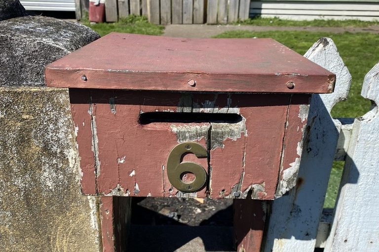 Photo of property in 6 Atkinson Street, Waitara, 4320