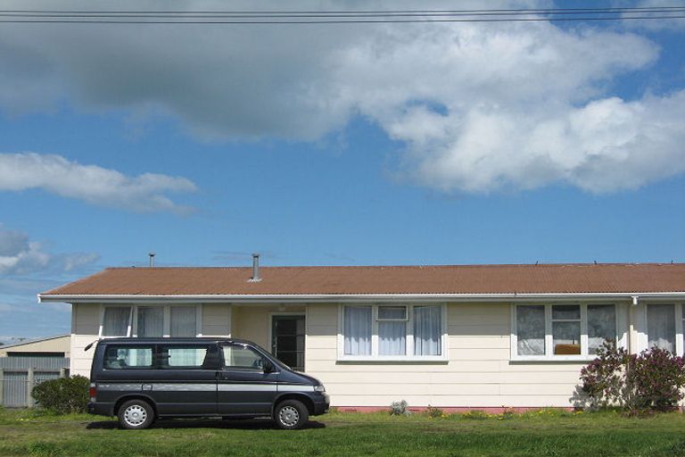 Photo of property in 46 Titoki Street, Castlecliff, Whanganui, 4501