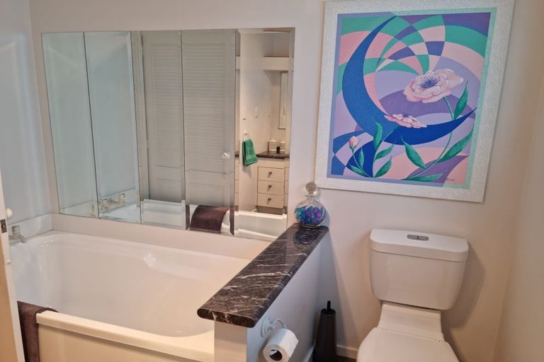 Photo of property in 399 Marine Parade, Napier South, Napier, 4110