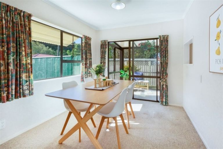 Photo of property in 2 Nathan Street, Tawa, Wellington, 5028