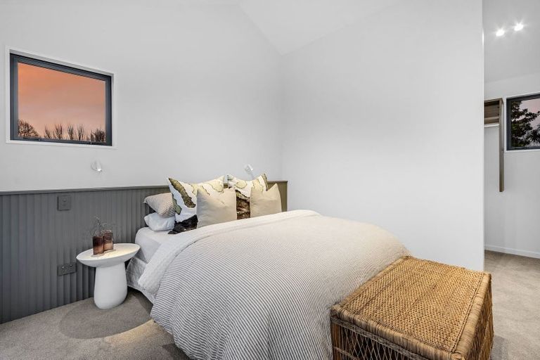 Photo of property in 2/105 Tomes Road, St Albans, Christchurch, 8052