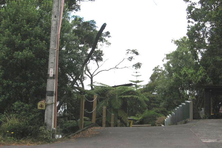 Photo of property in 21 Takahe Road, Titirangi, Auckland, 0604