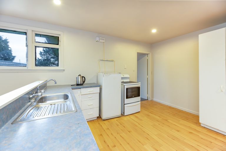 Photo of property in 8 Manurere Street, Hei Hei, Christchurch, 8042