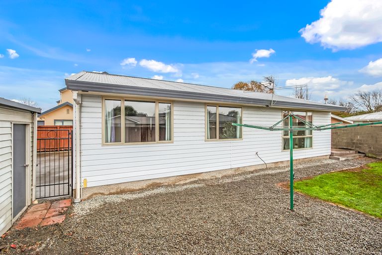 Photo of property in 2/44 Shands Road, Hornby, Christchurch, 8042