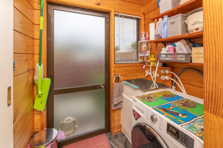 Photo of property in 5 Lindis Lane, New Brighton, Christchurch, 8083