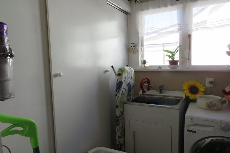 Photo of property in 54 Broughton Street, Gore, 9710