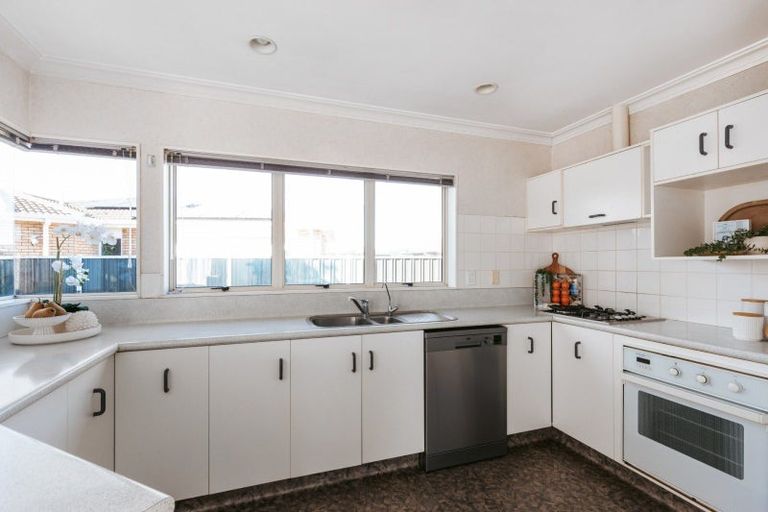 Photo of property in 55 Plateau Heights, Mount Maunganui, 3116
